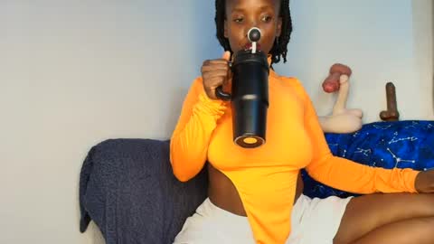 Ebony Melanie online show from June 25, 9:52 pm