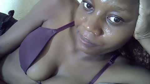Snapshot of ebonycutegal4 chatting on May 9, 9:09 pm MELLEN online show from May 9, 9:09 pm