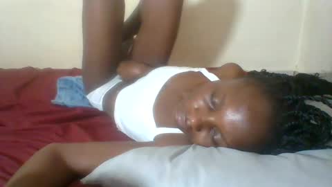 Snapshot of ebonycutegal4 chatting on July 28, 3:21 pm MELLEN online show from July 28, 3:21 pm