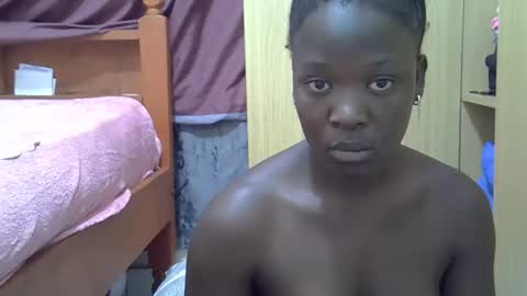 ebonydora online show from December 2, 9:58 am