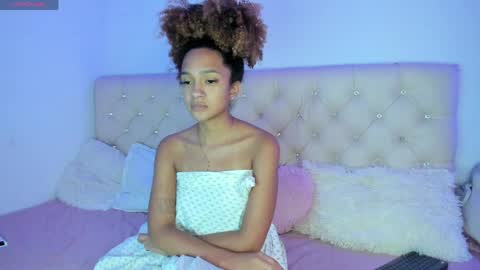 Snapshot of ebonygoddes03 chatting on May 13, 8:06 pm Queen Ebony online show from May 13, 8:06 pm