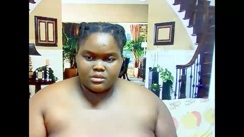 ebonyhotbuns4u2luv online show from February 13, 10:12 am