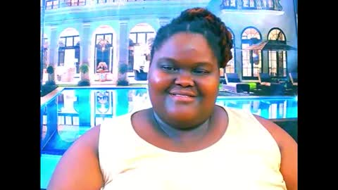 Snapshot of ebonyhotbuns4u2luv chatting on February 14, 9:28 am ebonyhotbuns4u2luv online show from February 14, 9:28 am