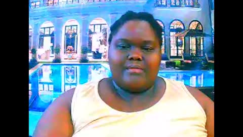 Snapshot of ebonyhotbuns4u2luv chatting on February 26, 7:46 pm ebonyhotbuns4u2luv online show from February 26, 7:46 pm