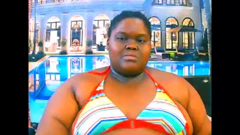 Snapshot of ebonyhotbuns4u2luv chatting on March 13, 11:11 pm ebonyhotbuns4u2luv online show from March 13, 11:11 pm