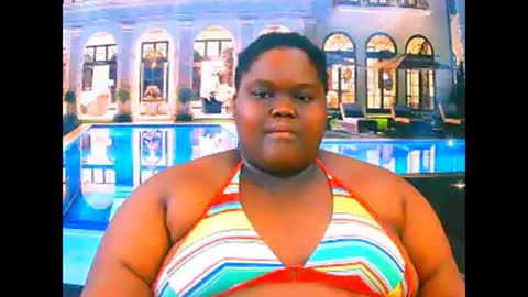 Snapshot of ebonyhotbuns4u2luv chatting on March 16, 8:29 am ebonyhotbuns4u2luv online show from March 16, 8:29 am