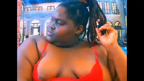 ebonyhotbuns4u2luv online show from April 10, 11:09 pm
