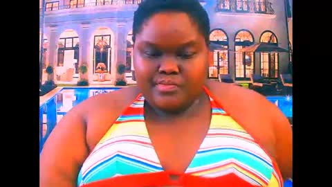 Snapshot of ebonyhotbuns4u2luv chatting on June 10, 6:45 am ebonyhotbuns4u2luv online show from June 10, 6:45 am