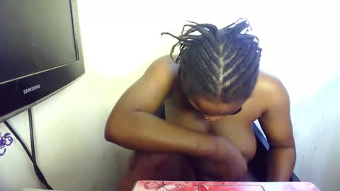 ebonykissxx online show from February 6, 11:46 am