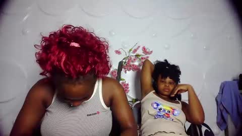 Snapshot of ebonykissxx chatting on July 2, 10:05 pm ebonykissxx online show from July 2, 10:05 pm