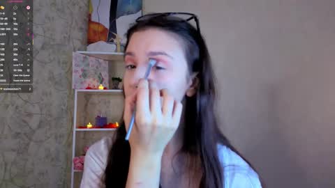 Snapshot of ebonyleibenstein chatting on February 15, 3:25 am Milly online show from February 15, 3:25 am