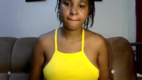 Snapshot of ebonyluna229320 chatting on February 3, 12:36 pm i am clara online show from February 3, 12:36 pm