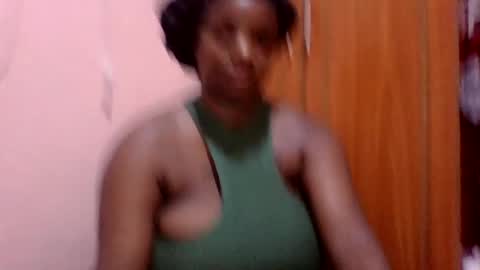 ebonymayahh online show from July 4, 7:03 am