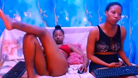 Snapshot of ebonypretty4u chatting on October 8, 1:14 am ebonypretty4u online show from October 8, 1:14 am