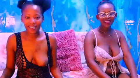 Snapshot of ebonypretty4u chatting on October 12, 6:12 am ebonypretty4u online show from October 12, 6:12 am
