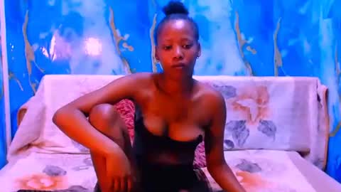 Snapshot of ebonypretty4u chatting on October 13, 4:56 am ebonypretty4u online show from October 13, 4:56 am