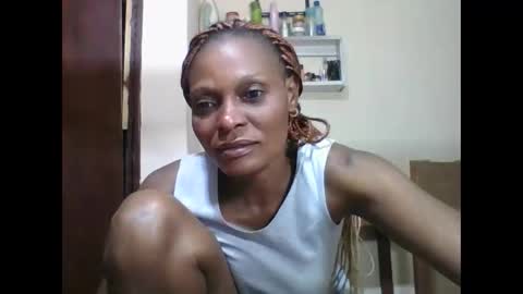 Snapshot of ebonyqueen4 chatting on June 3, 10:07 am JACKLINE online show from June 3, 10:07 am