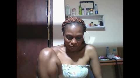 Snapshot of ebonyqueen4 chatting on June 6, 6:18 am JACKLINE online show from June 6, 6:18 am