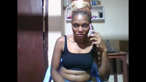 Snapshot of ebonyqueen4 chatting on June 8, 6:36 am JACKLINE online show from June 8, 6:36 am
