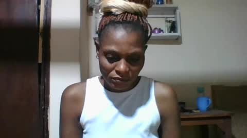 Snapshot of ebonyqueen4 chatting on June 13, 8:23 am JACKLINE online show from June 13, 8:23 am