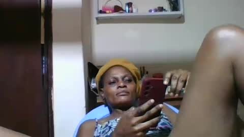 Snapshot of ebonyqueen4 chatting on June 16, 7:00 am JACKLINE online show from June 16, 7:00 am