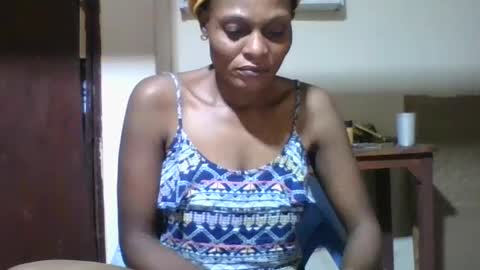 Snapshot of ebonyqueen4 chatting on June 17, 1:08 am JACKLINE online show from June 17, 1:08 am