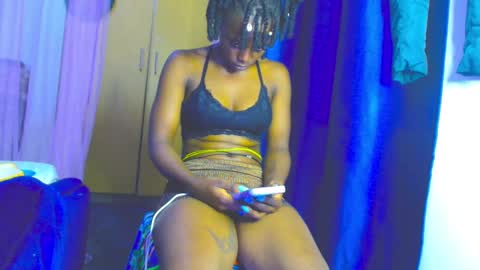 ebonysmilz88 online show from February 1, 7:05 am