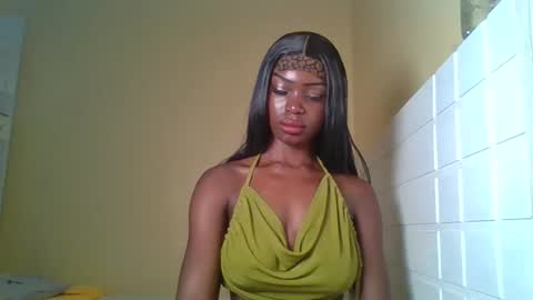 ebonytanqueen online show from March 28, 4:12 am