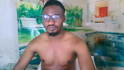 Snapshot of ebonytiger69 chatting on October 18, 5:21 am ebonytiger69 online show from October 18, 5:21 am