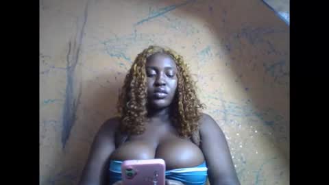 Snapshot of ebonyvd chatting on February 5, 10:14 pm ebonyvd online show from February 5, 10:14 pm