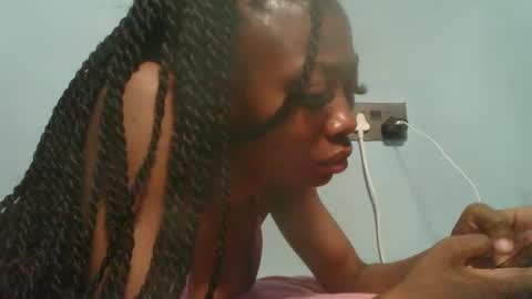 Snapshot of ebonyxxbabe chatting on October 25, 7:05 am ebonyxxbabe online show from October 25, 7:05 am