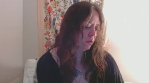 Weird Echo online show from April 26, 10:46 am