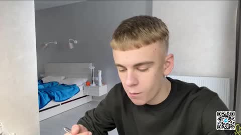 echowraith online show from December 15, 11:36 am