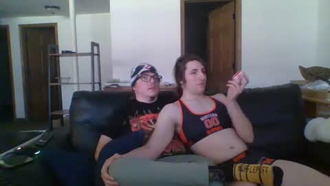 Snapshot of echowulf96 chatting on November 13, 2:49 pm echowulf96 online show from November 13, 2:49 pm