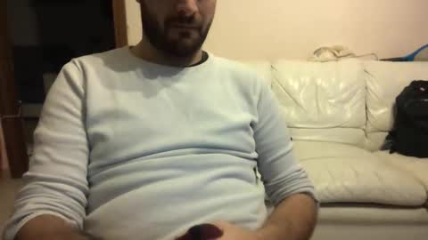 Snapshot of ector_prize chatting on October 29, 10:33 pm ET87 online show from October 29, 10:33 pm