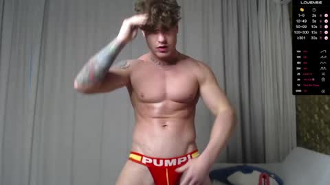 Snapshot of ed_hooligan chatting on April 20, 3:37 pm ed_hooligan online show from April 20, 3:37 pm