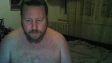 Snapshot of eda666 chatting on April 19, 6:10 pm Edward online show from April 19, 6:10 pm