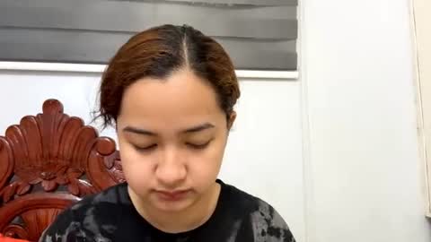 Snapshot of edabowlin chatting on June 16, 10:07 am edabowlin online show from June 16, 10:07 am