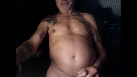 Snapshot of eddelmar chatting on December 24, 3:37 pm eddelmar online show from December 24, 3:37 pm
