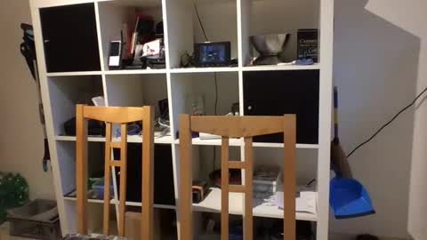 Snapshot of eddelmar chatting on December 29, 7:17 am eddelmar online show from December 29, 7:17 am