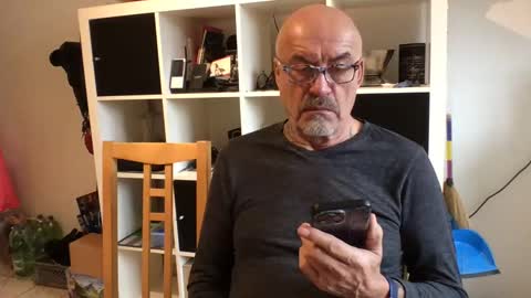 Snapshot of eddelmar chatting on January 15, 11:32 am eddelmar online show from January 15, 11:32 am