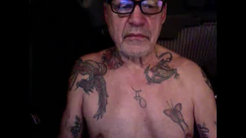 Snapshot of eddelmar chatting on February 27, 7:04 pm eddelmar online show from February 27, 7:04 pm