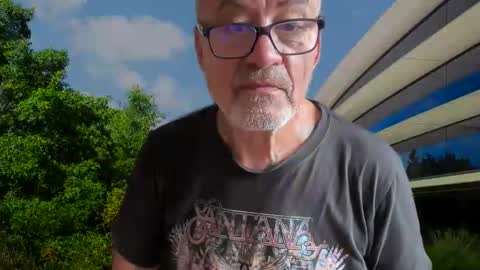 Snapshot of eddelmar chatting on September 30, 10:31 am eddelmar online show from September 30, 10:31 am