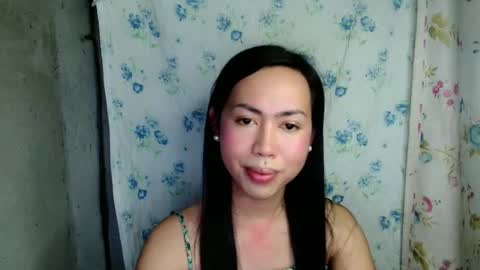 Snapshot of eddfox001 chatting on May 12, 1:08 pm eddfox001 online show from May 12, 1:08 pm