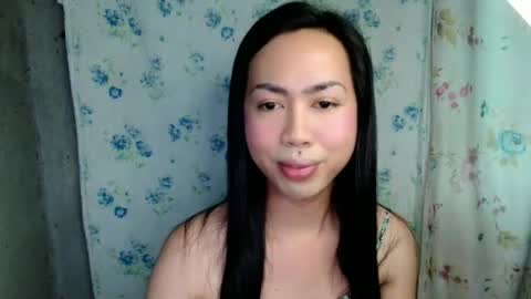 Snapshot of eddfox001 chatting on May 31, 6:10 am eddfox001 online show from May 31, 6:10 am
