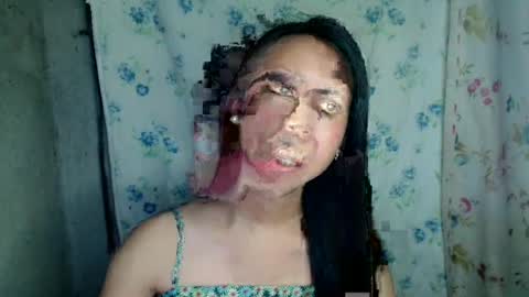 Snapshot of eddfox001 chatting on June 17, 11:34 am eddfox001 online show from June 17, 11:34 am