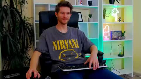 eddie_baker online show from April 28, 2:21 am