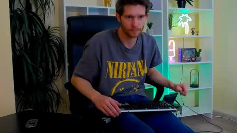 eddie_baker online show from May 6, 1:36 am