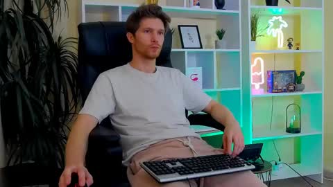 eddie_baker online show from May 13, 8:27 pm