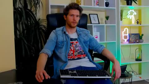 eddie_baker online show from May 22, 10:15 pm